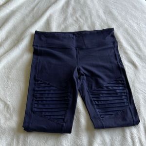 ALO Yoga Navy Ribbed Leggings